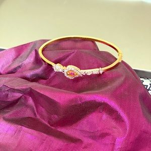 Brand New Imitation Gold bracelet with Ruby